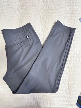 Reebok Men's 36x32 Gray Lightweight Performance Golf Pants Athletic Outdoor